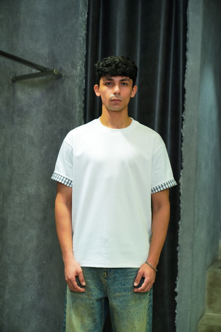 Minimal T-shirt - Cheque Sleeves
