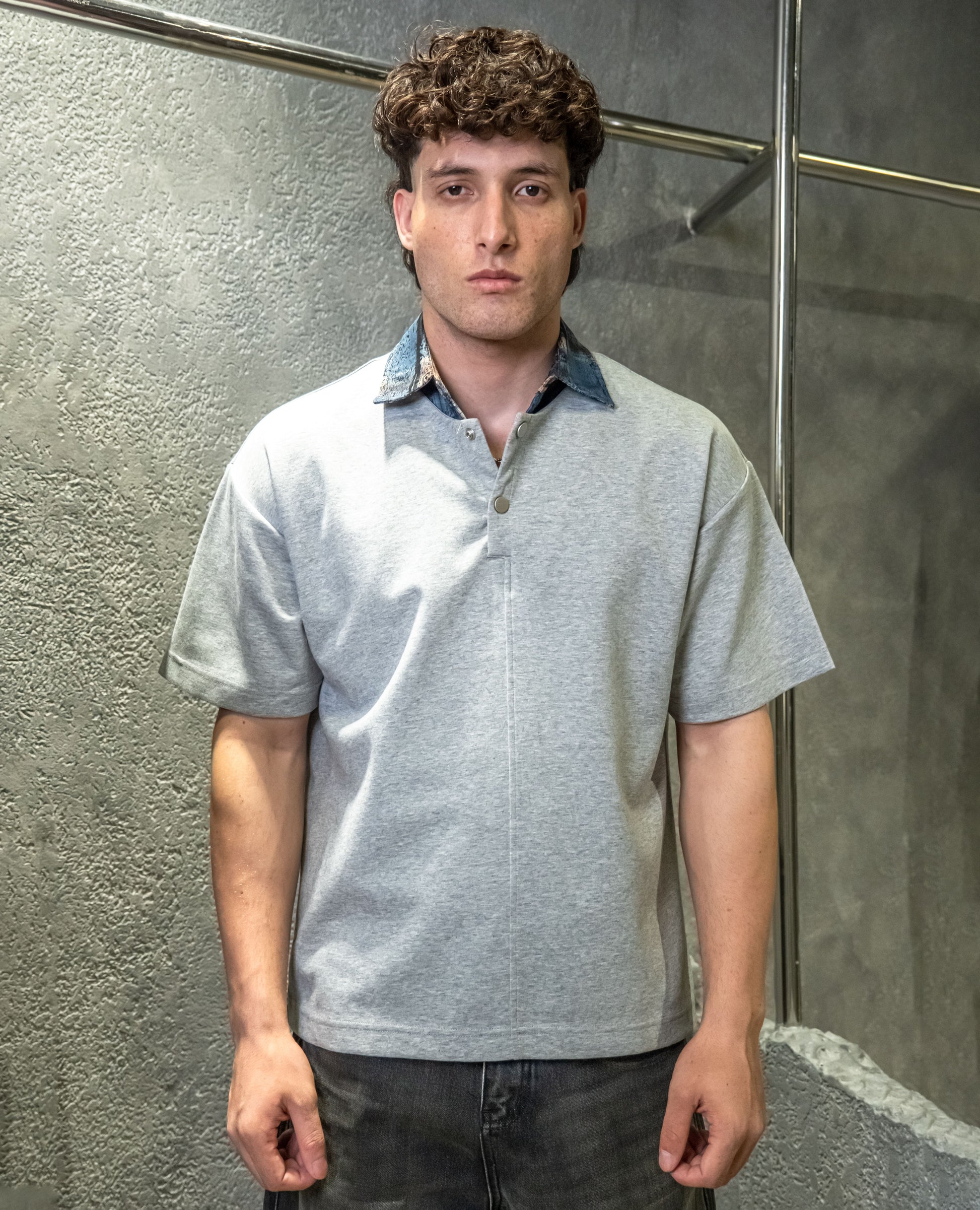 Contrast Collar T-Shirt
