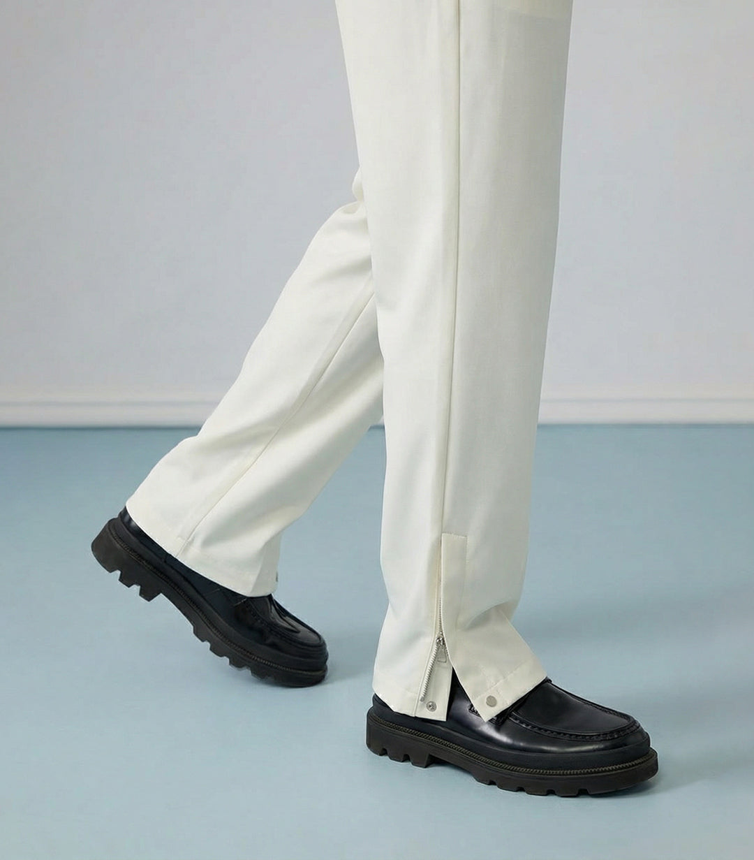 TAILORED STRAIGHT FIT JOGGERS - CREAM