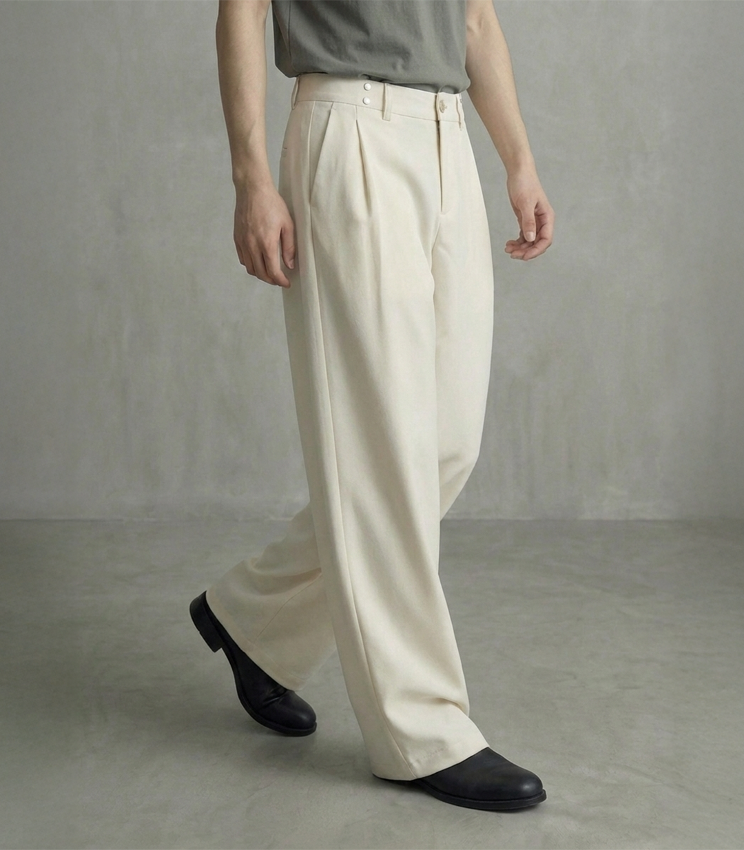 CONVERTIBLE PLEATED TROUSER - STRAIGHT FIT