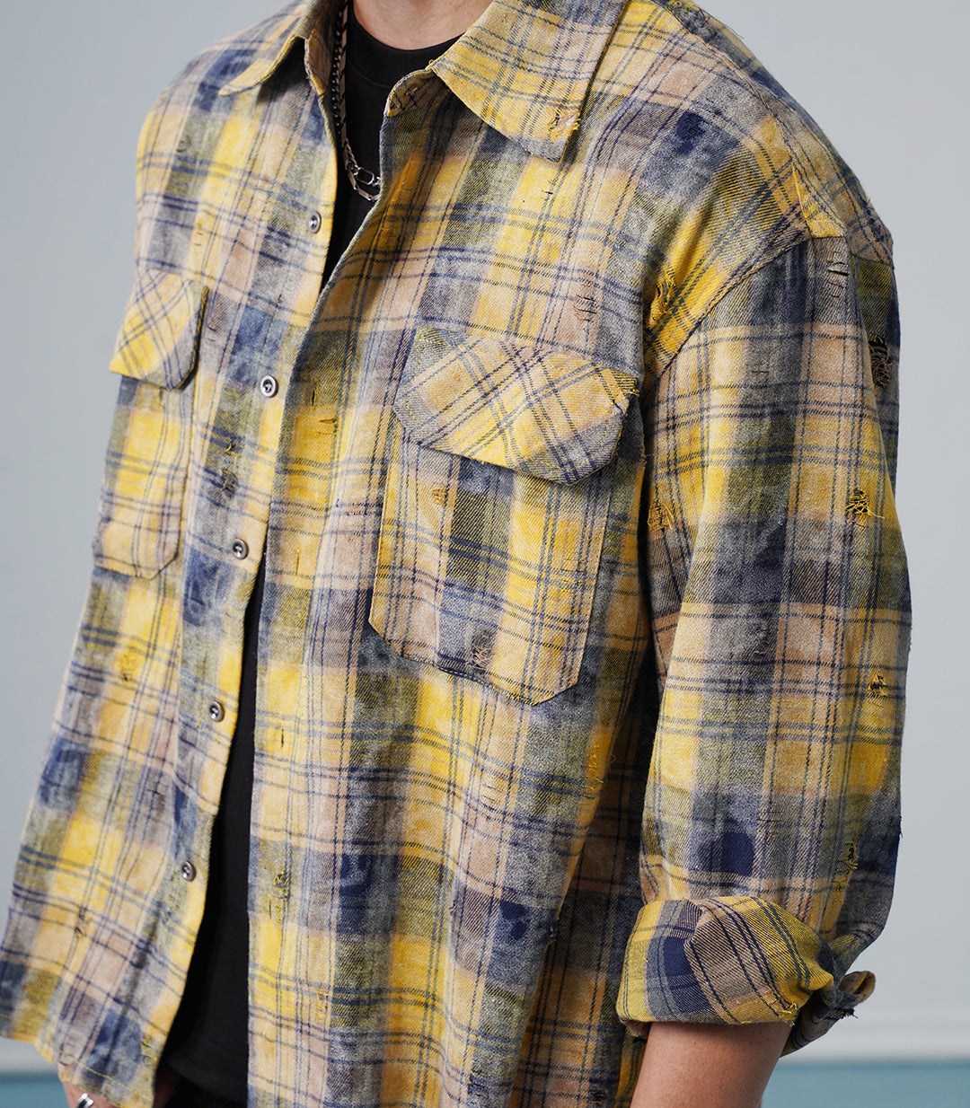 DISTRESSED FLANNEL OVERSHIRT
