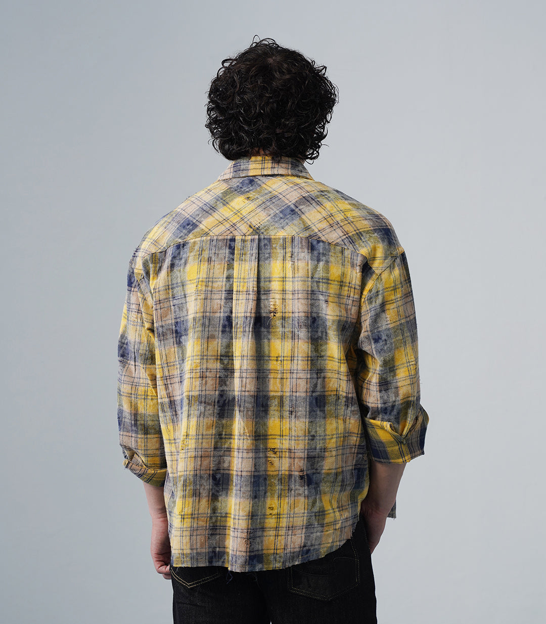 DISTRESSED FLANNEL OVERSHIRT