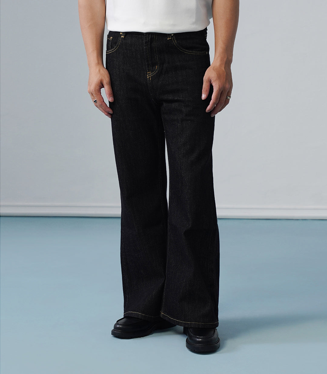 FLARED DENIM PATCHWORK - BLACK