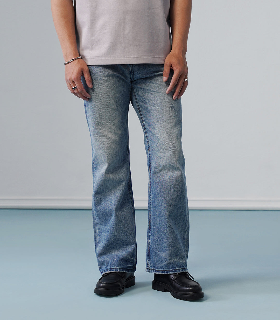 FLARED DENIM - BLUE