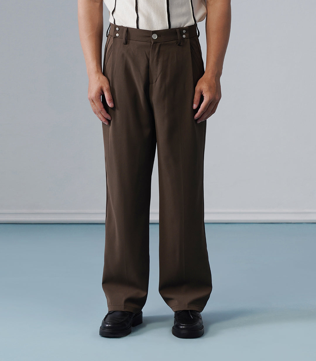 CONVERTIBLE PLEATED TROUSER - STRAIGHT FIT