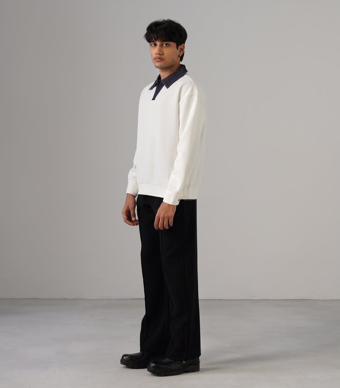 CONTRAST DENIM COLLAR POLO