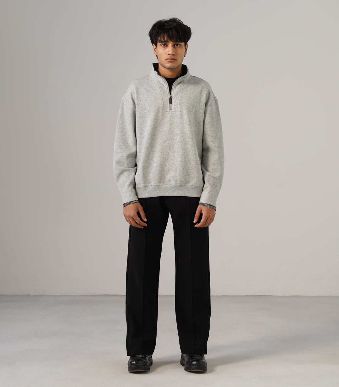 QUARTER ZIP OVERSIED SWEATSHIRT