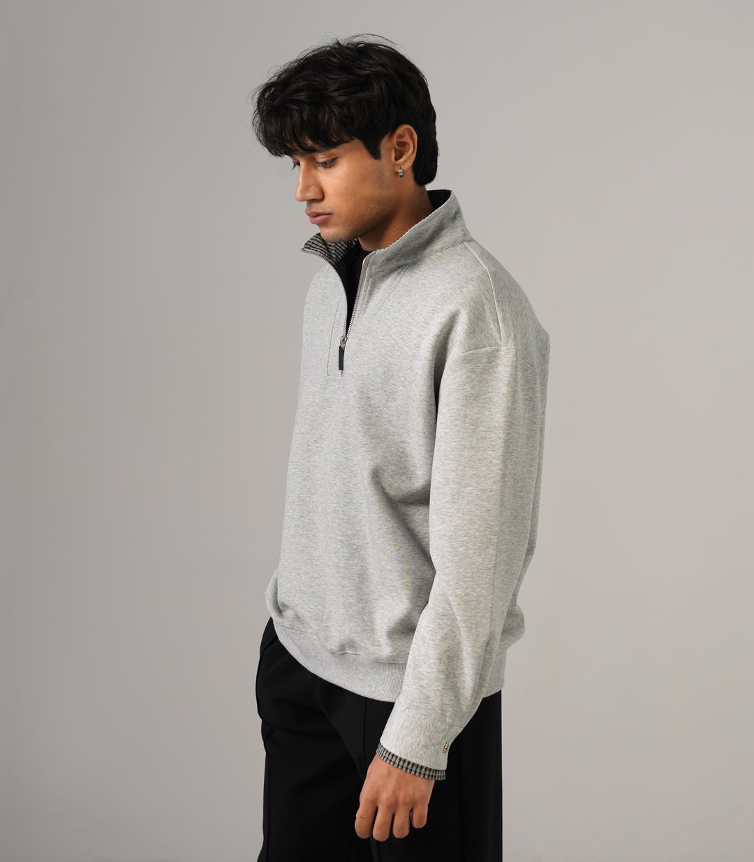 QUARTER ZIP OVERSIED SWEATSHIRT