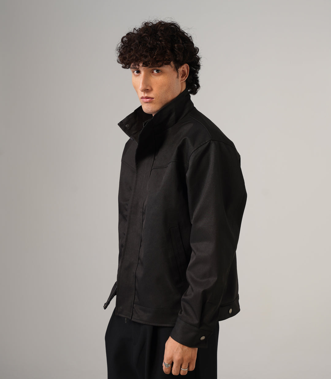 SENTINEL JACKET BLACK