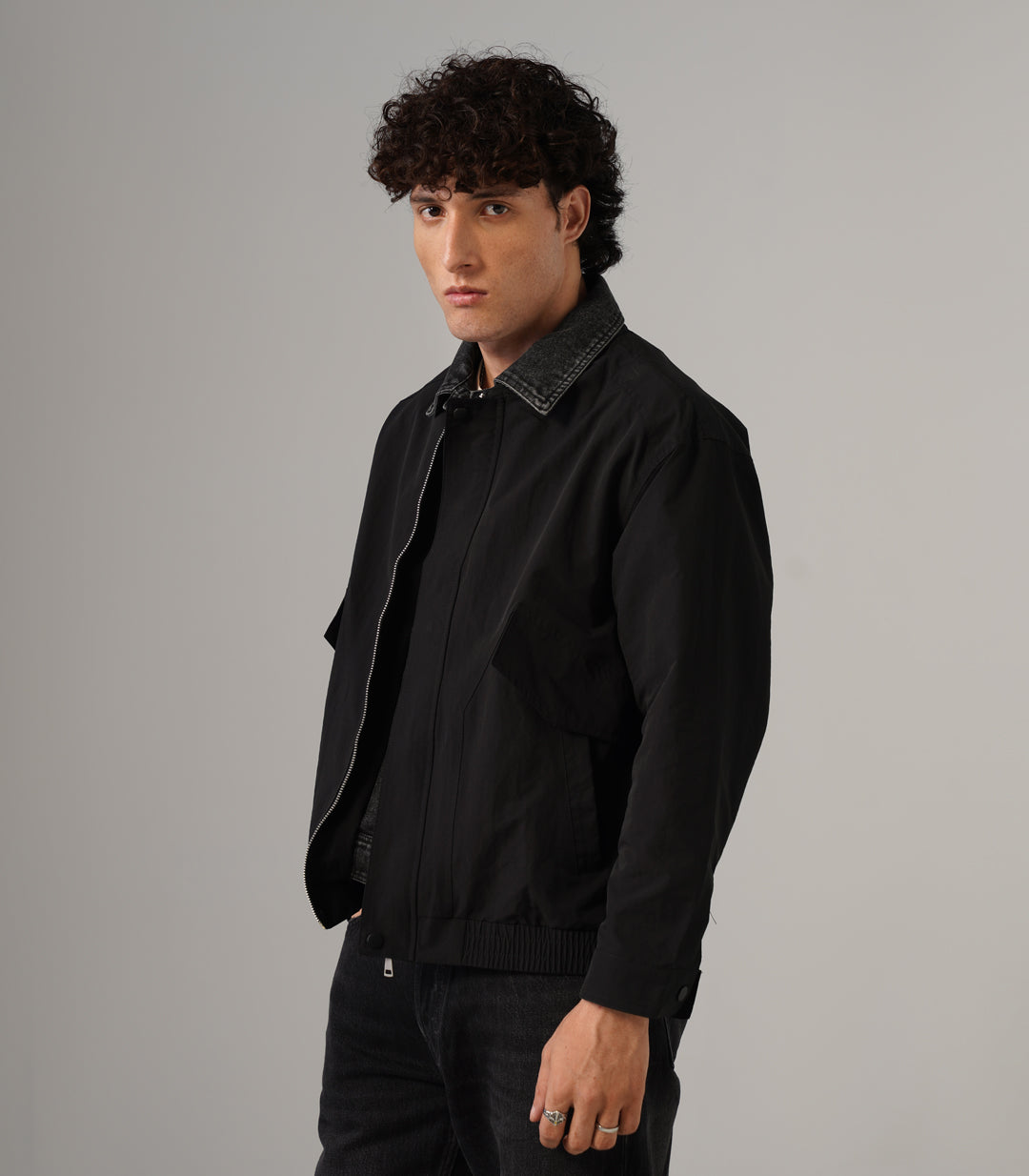 DENIM COLLAR JACKET - BLACK