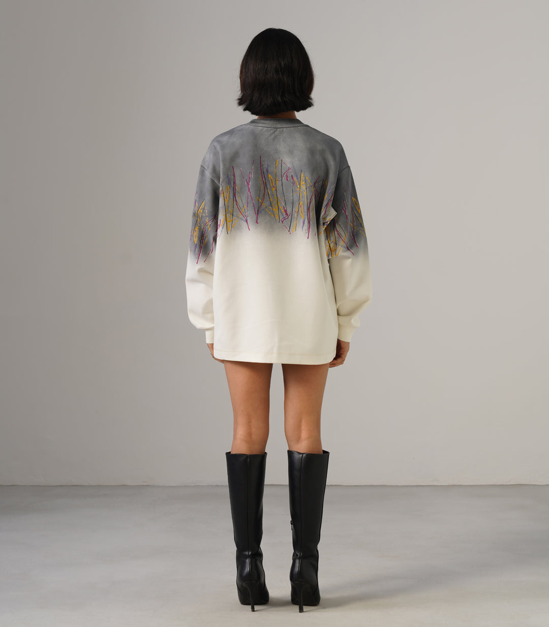 LONG SLEEVE SWEATSHIRT