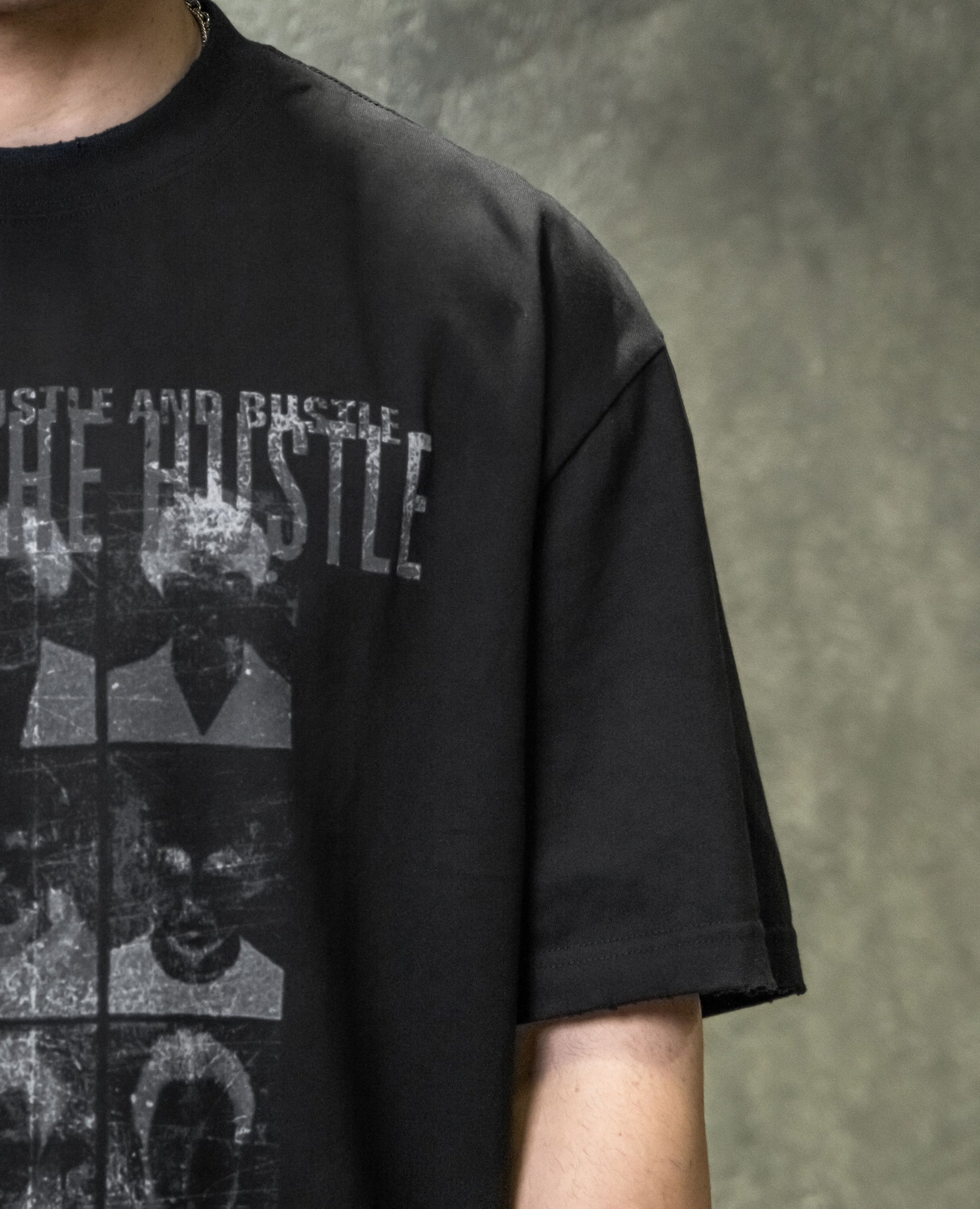 Hustle tee