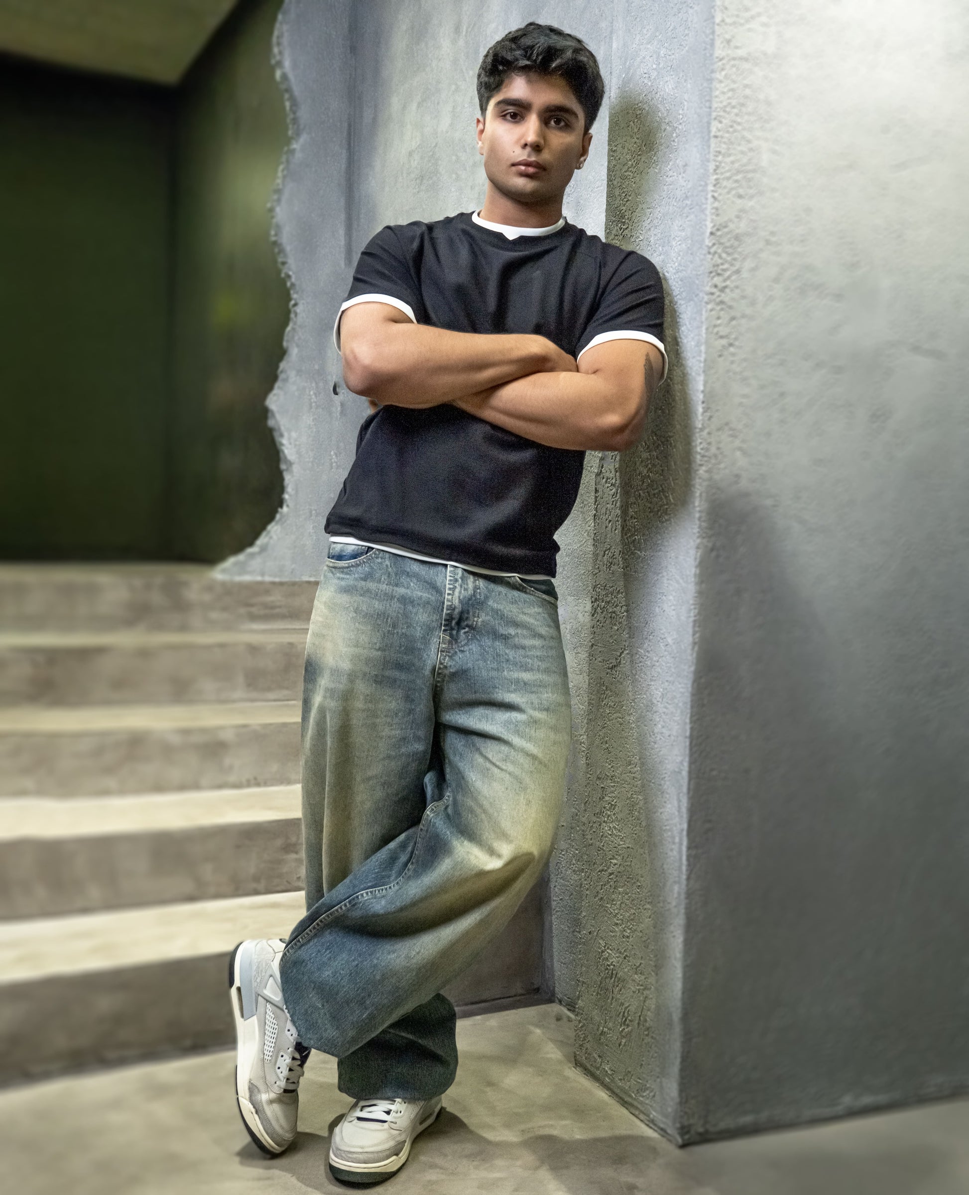 Basic Contrast T-Shirt