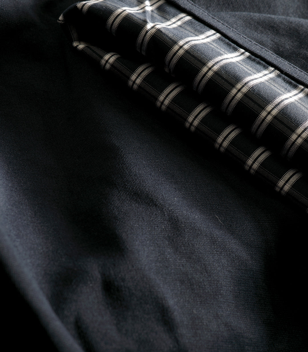 Minimal T-shirt - Cheque Sleeves