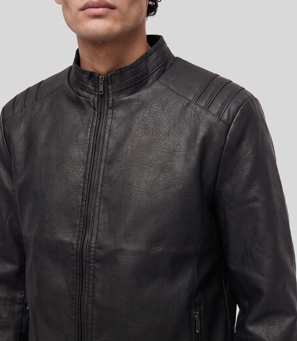 Biker Leather Jacket in black, close-up of the stand collar and ribbed shoulder