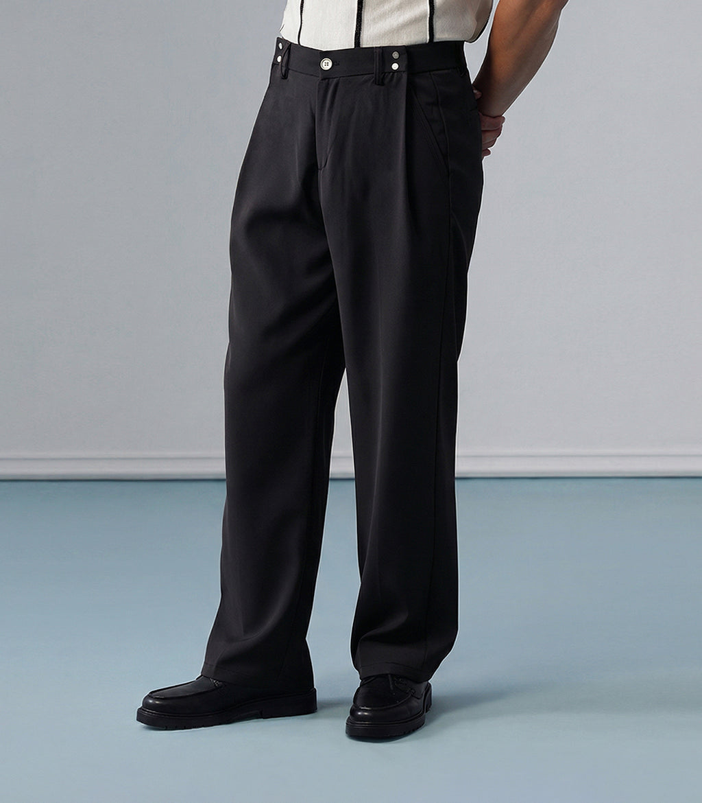 CONVERTIBLE PLEATED TROUSER - STRAIGHT FIT